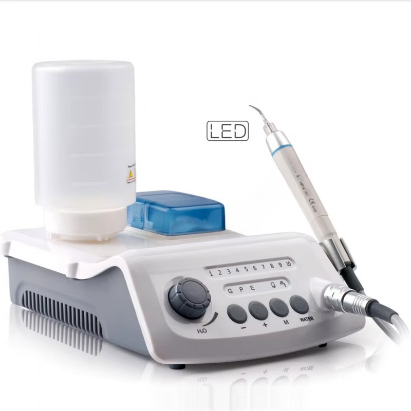 Dental Ultrasonic Scaler - LEDライト付き、取り外し可能なハンドピースを備えた歯科用超音波スケーラー（根管洗浄用）