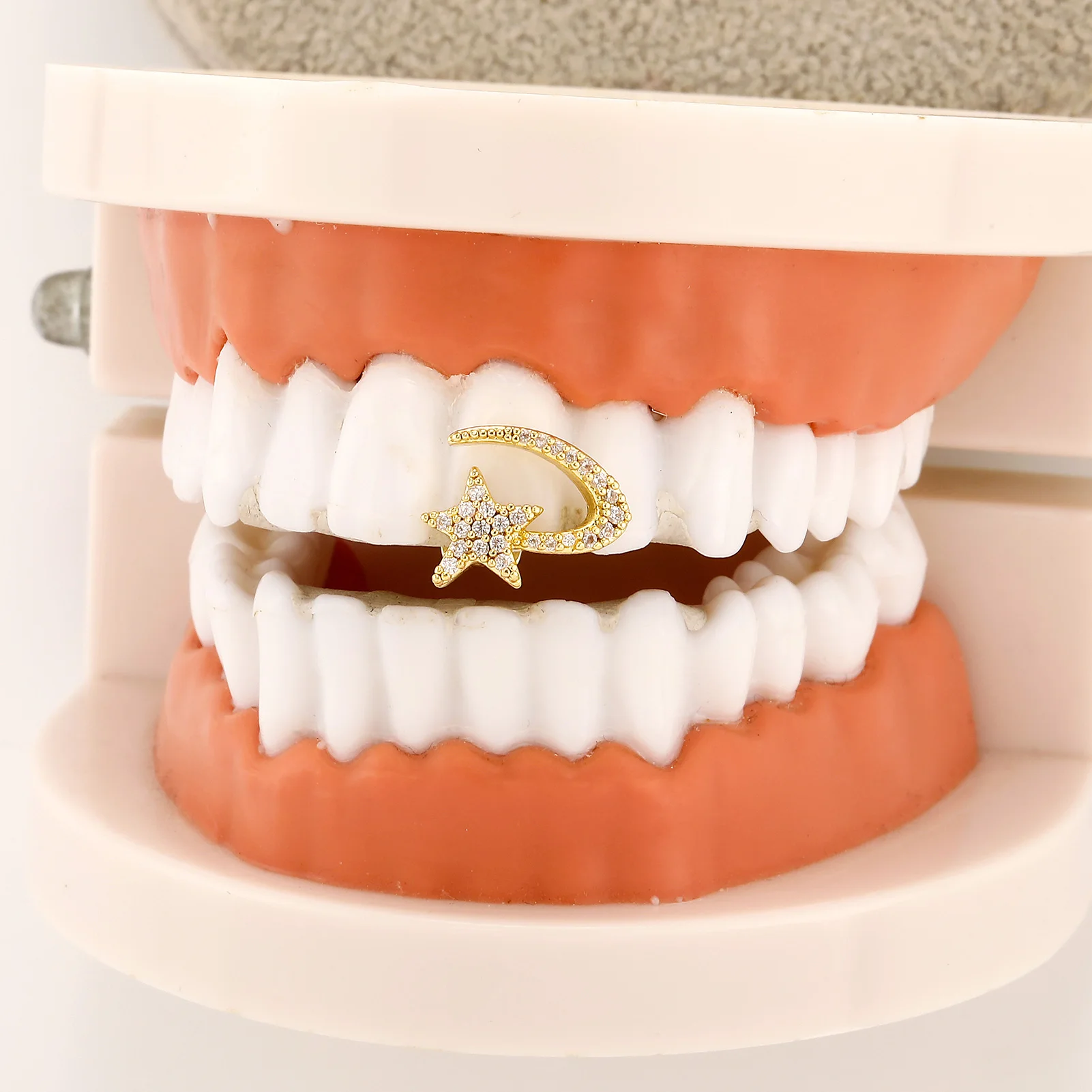 ファッション性の高い、フルジルコニアストーンをあしらったスタ - Dental Zirconia Sintering Furnace のレビューと価格
